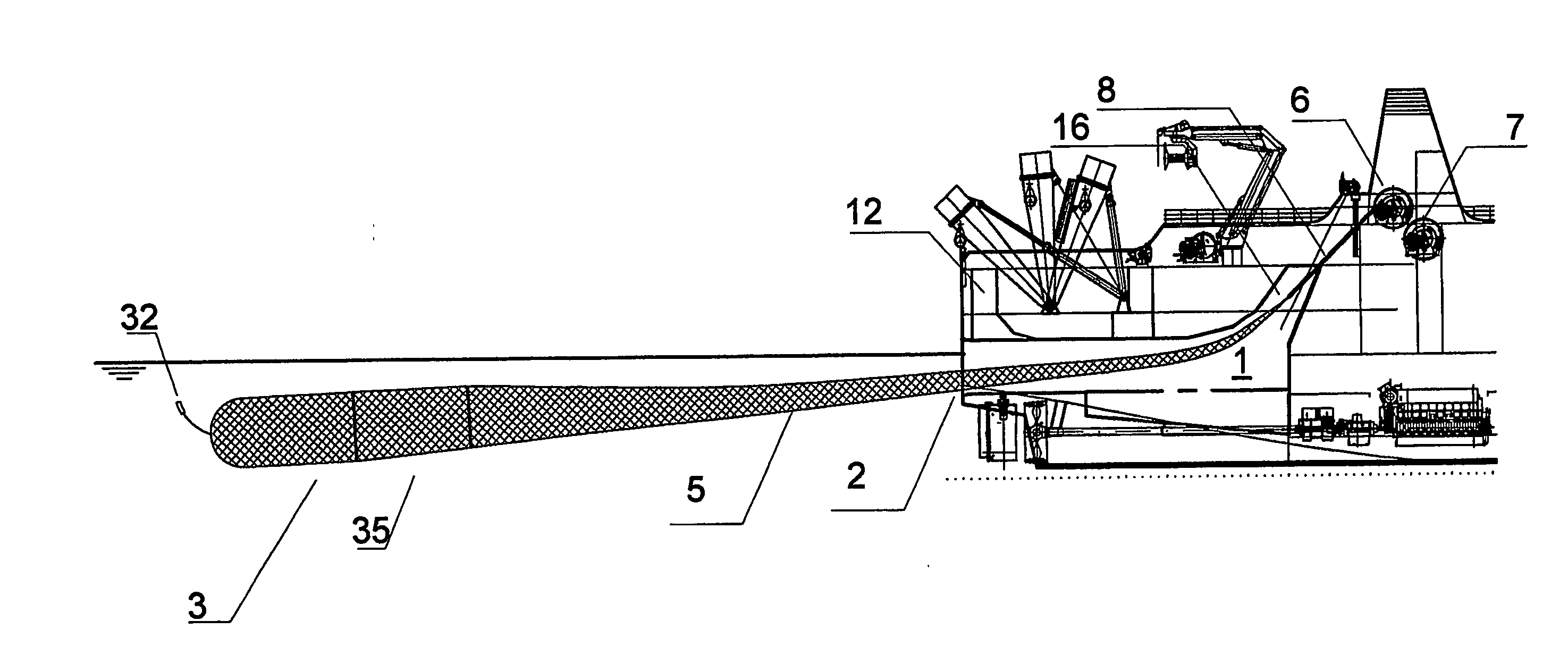 Trawling vessel with a lock chamber