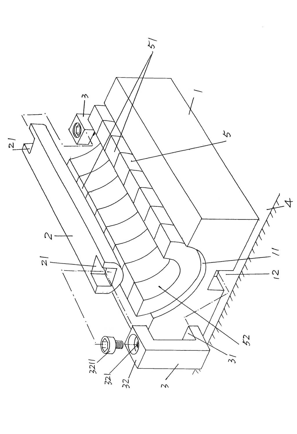 Clamp structure for C-shaped ferrite magnetic core