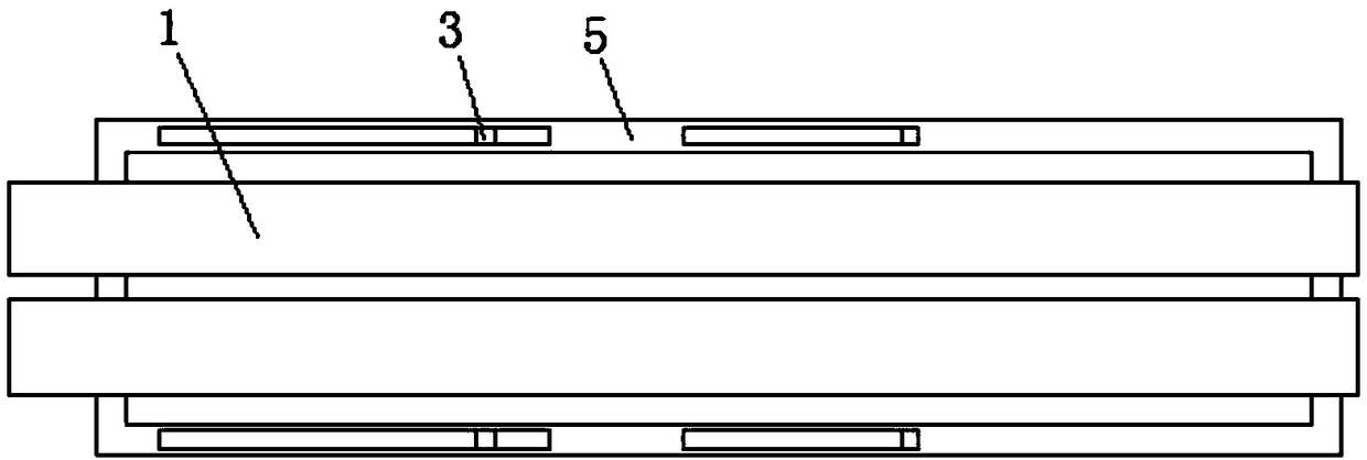 Automatic loading and unloading assembly for conveying pipes