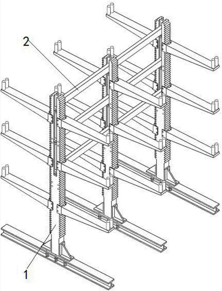 Adjustable cantilever rack capable of expanding