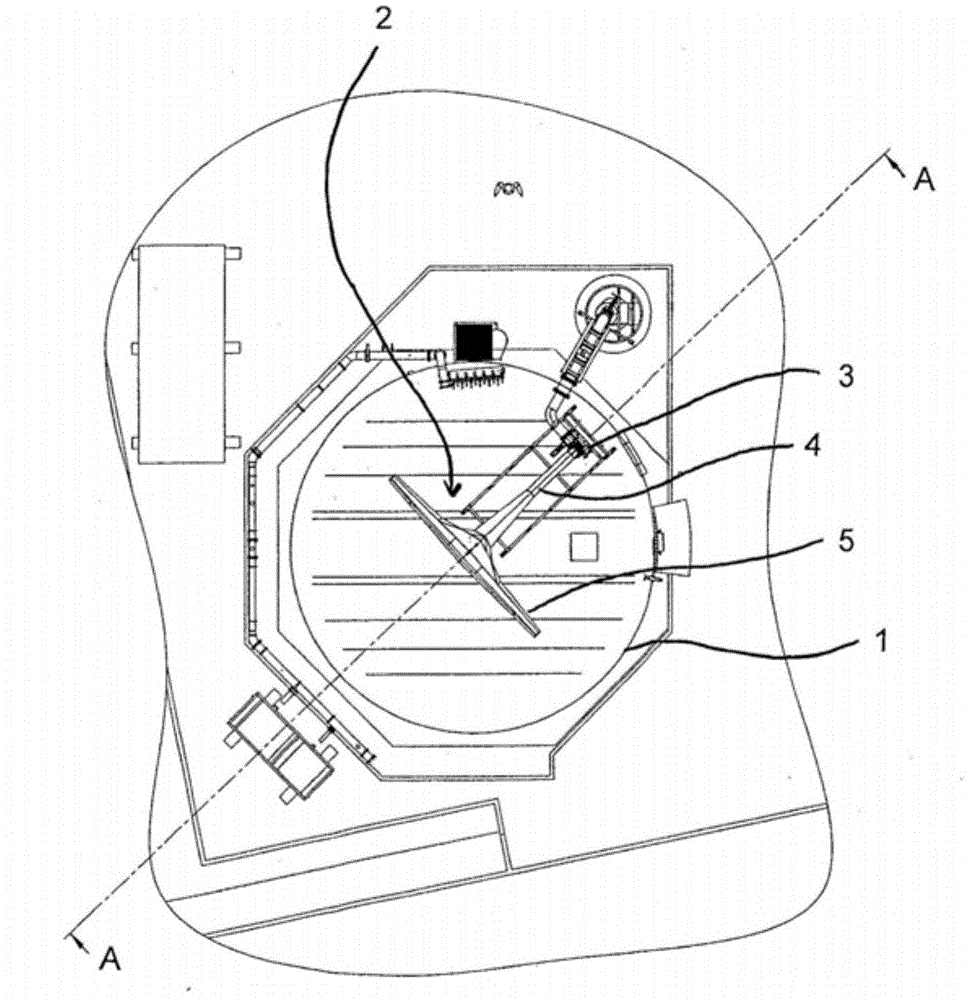 Apparatus for decanting supernatant liquid contained in a clarifier