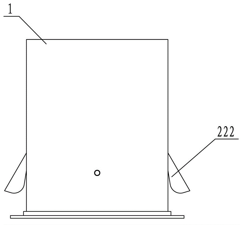 Luminaire mounting mechanism and recessed luminaire including the mechanism
