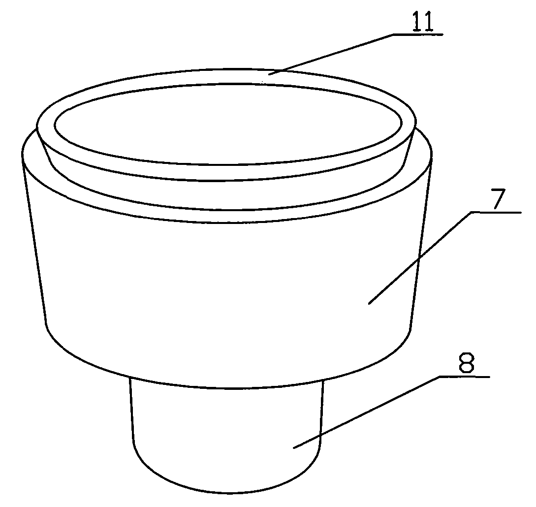 Screwing device and method for screwing lamp cover onto lamp main body