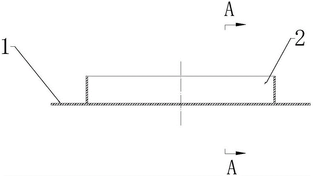 Skirt lace partition device