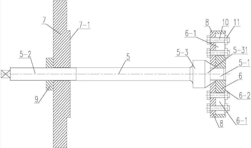 Valve base tightening device for ball valve assembly