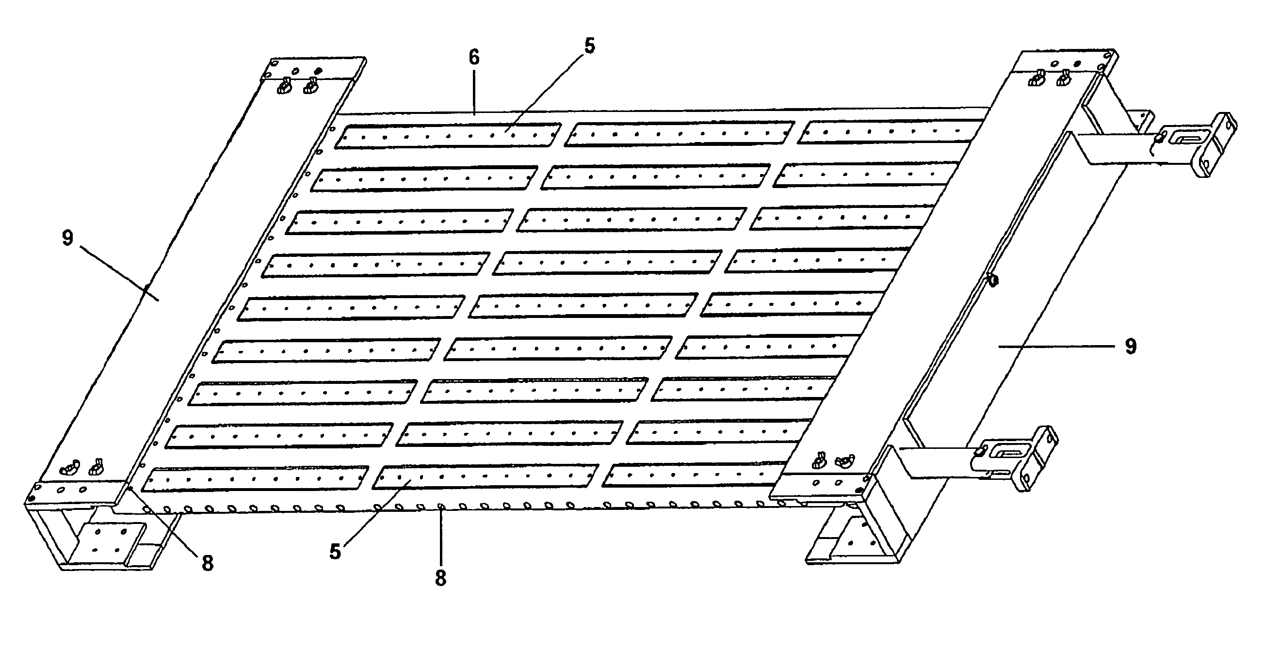 Pore cathode for the mass production of photovoltaic devices having increased conversion efficiency