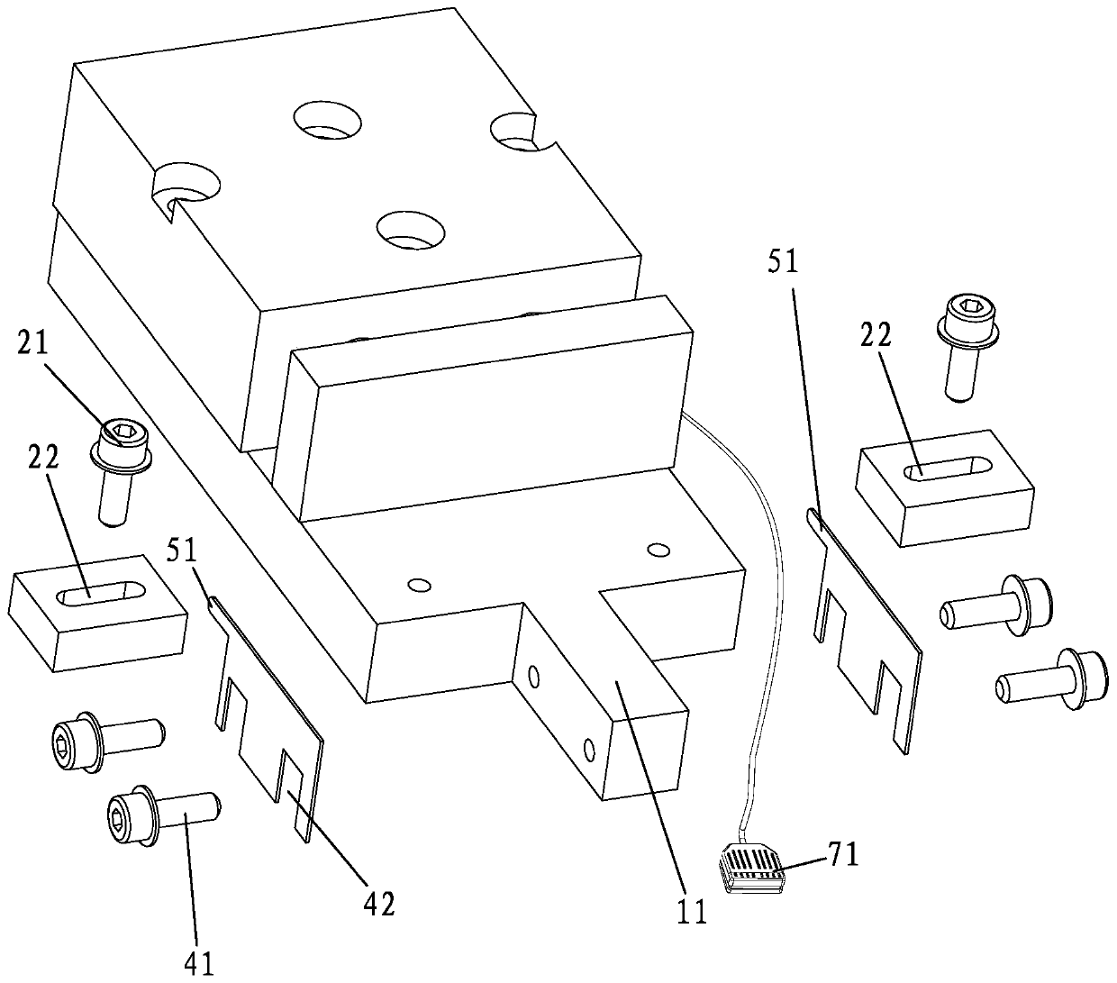 An assembly aid for deep penetration of the ends of two wires into a dual channel terminal