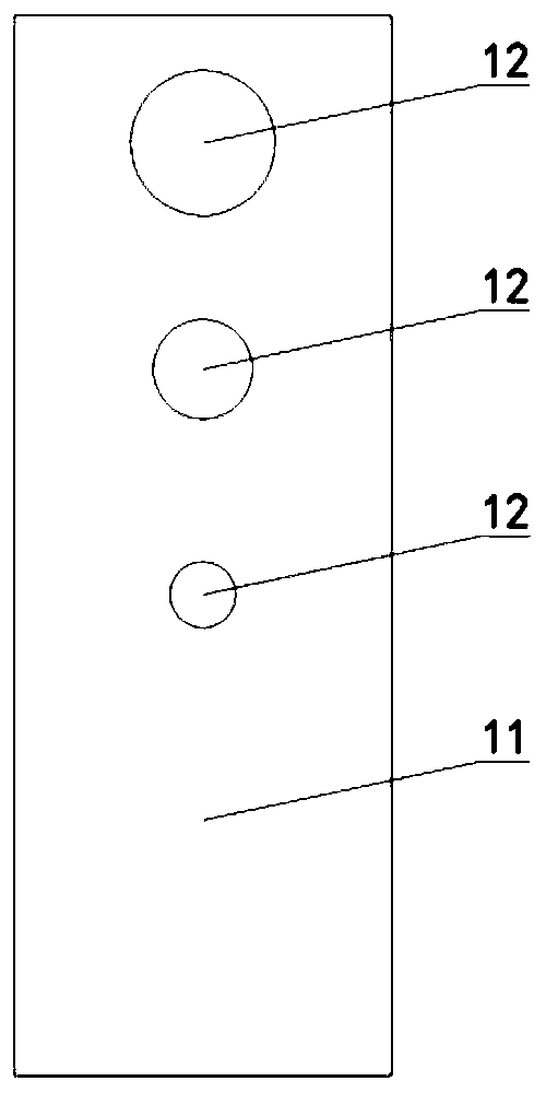 Fishing product sorting device of fishing vessel