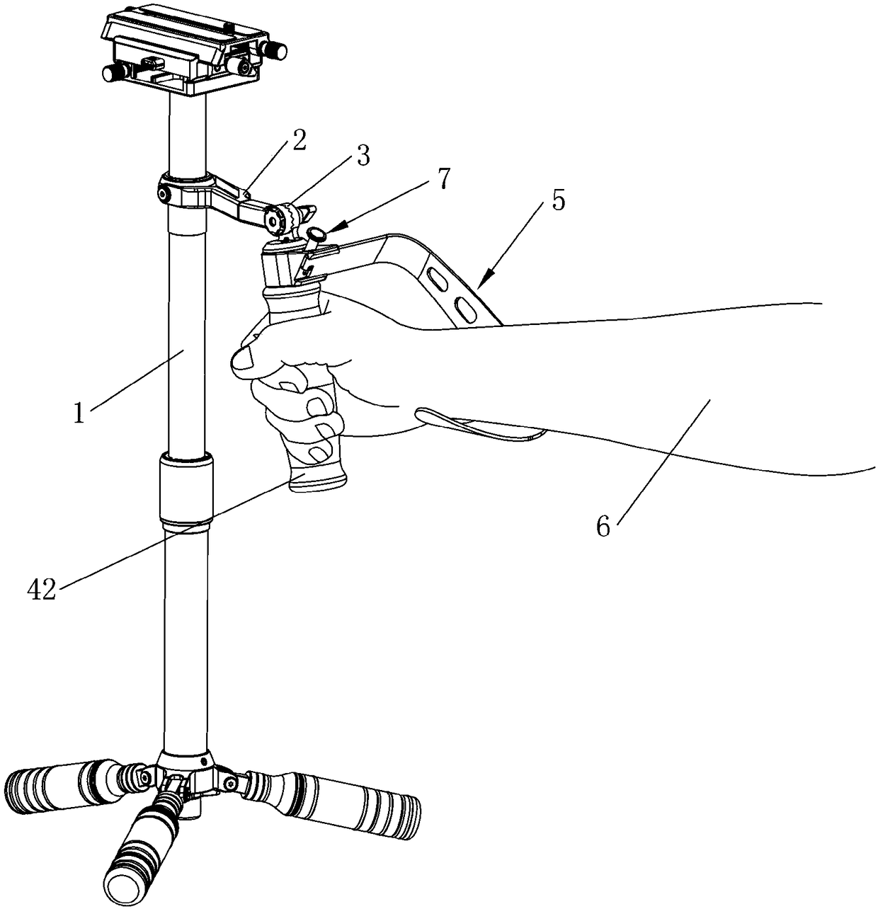 Handle with arm support for camera shooting apparatus