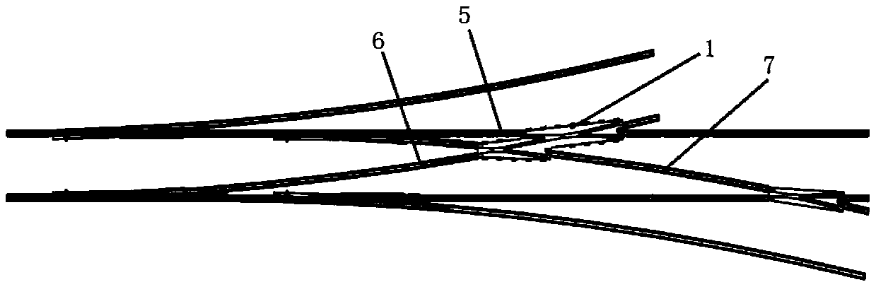 Alloy steel fork center of asymmetrically welded three-throw turnout of I-shaped rail