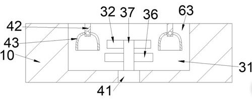 An anti-clogging manhole cover with adjustable flow holes for urban roads