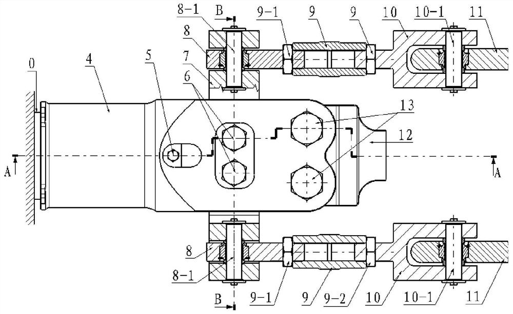 Centrifugal force separation type loading test device for rigid rotor wing main paddle central piece