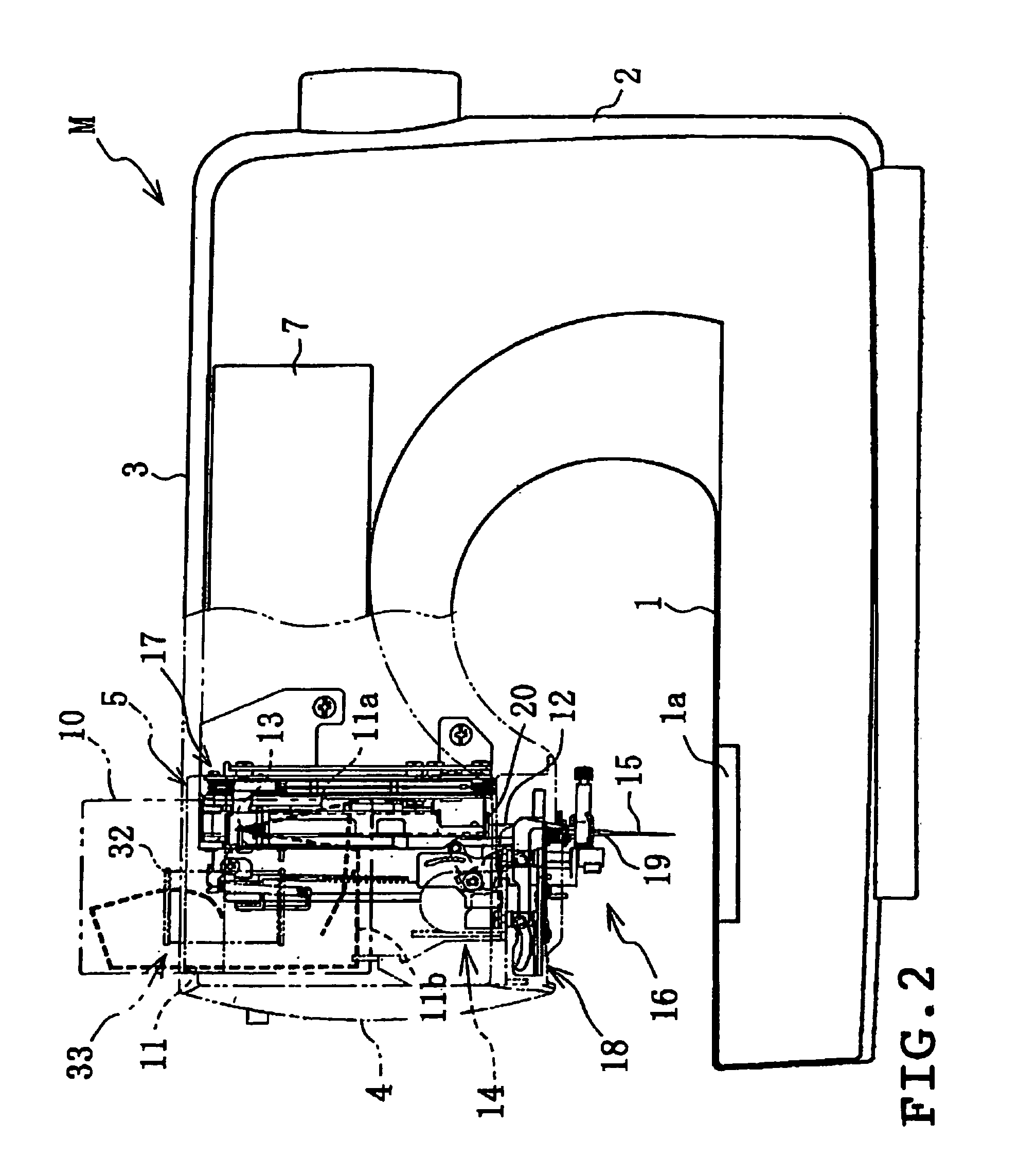 Thread guide threading apparatus and sewing machine provided therewith