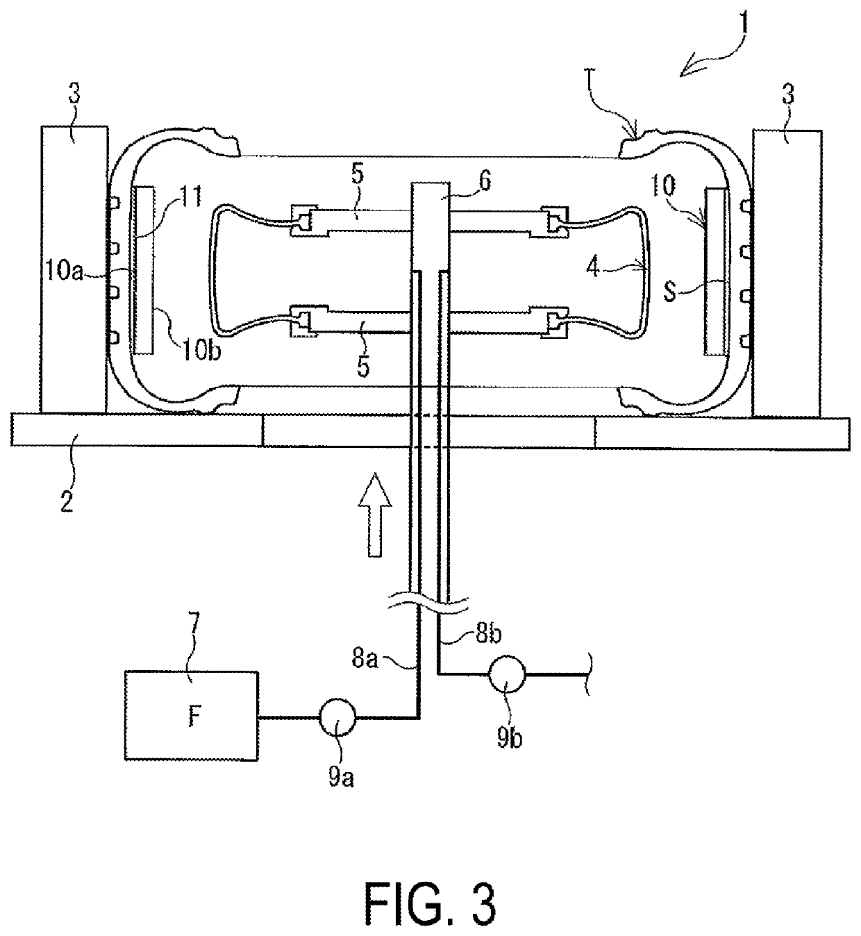 Method and device for attaching sound absorbing member to tire inner face