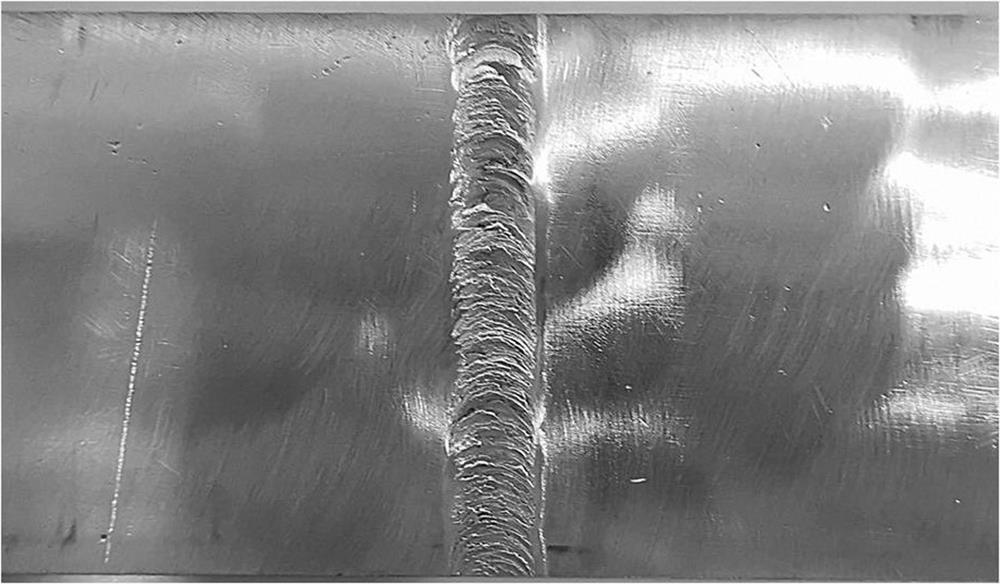 Preparation method of foamed aluminum sandwich panel based on friction stir welding connection