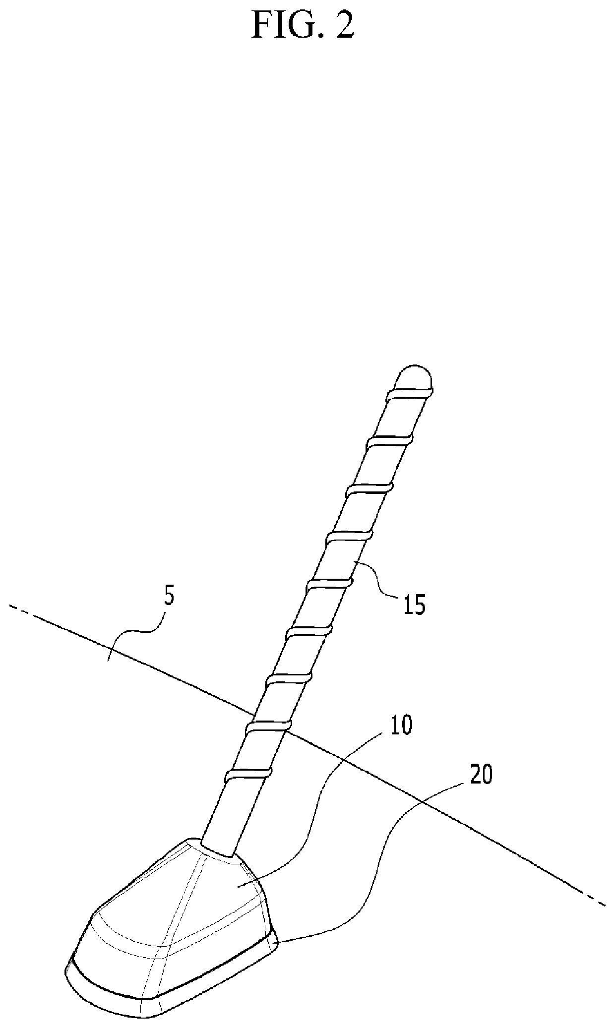 Antenna assembly for vehicle