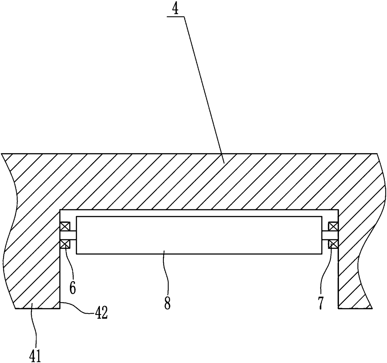 Goods feeding device for plastic bag production