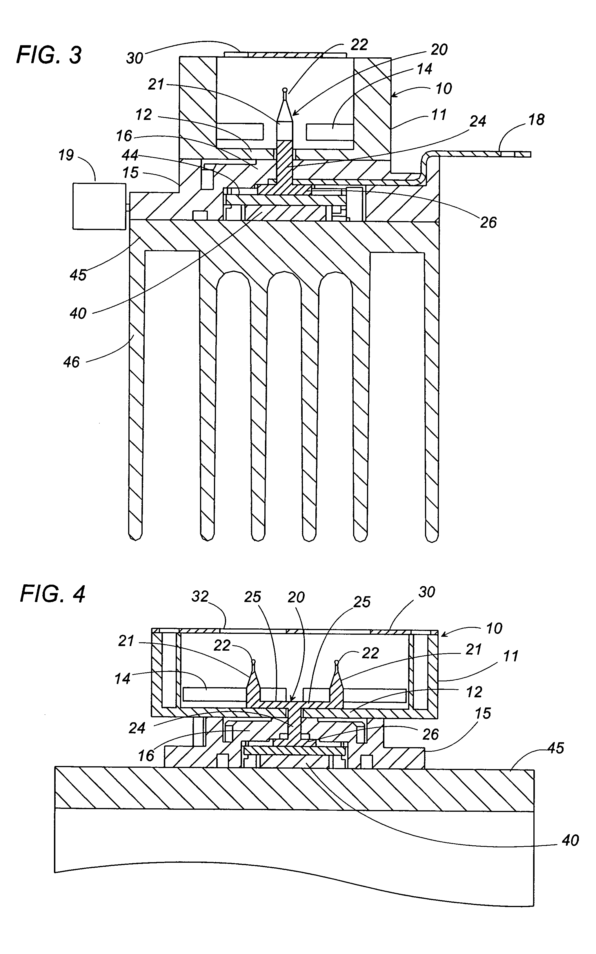 Electrostatcially atomizing device