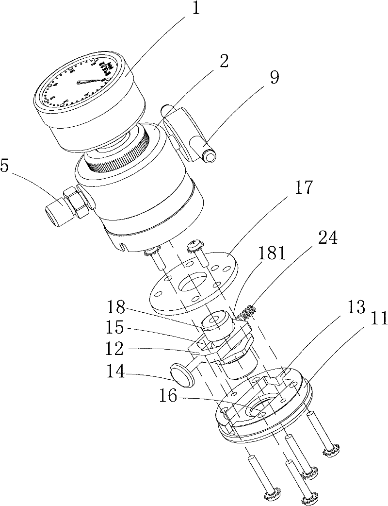 Miniature oxygenator with self-locking oxygen bullet connecting component