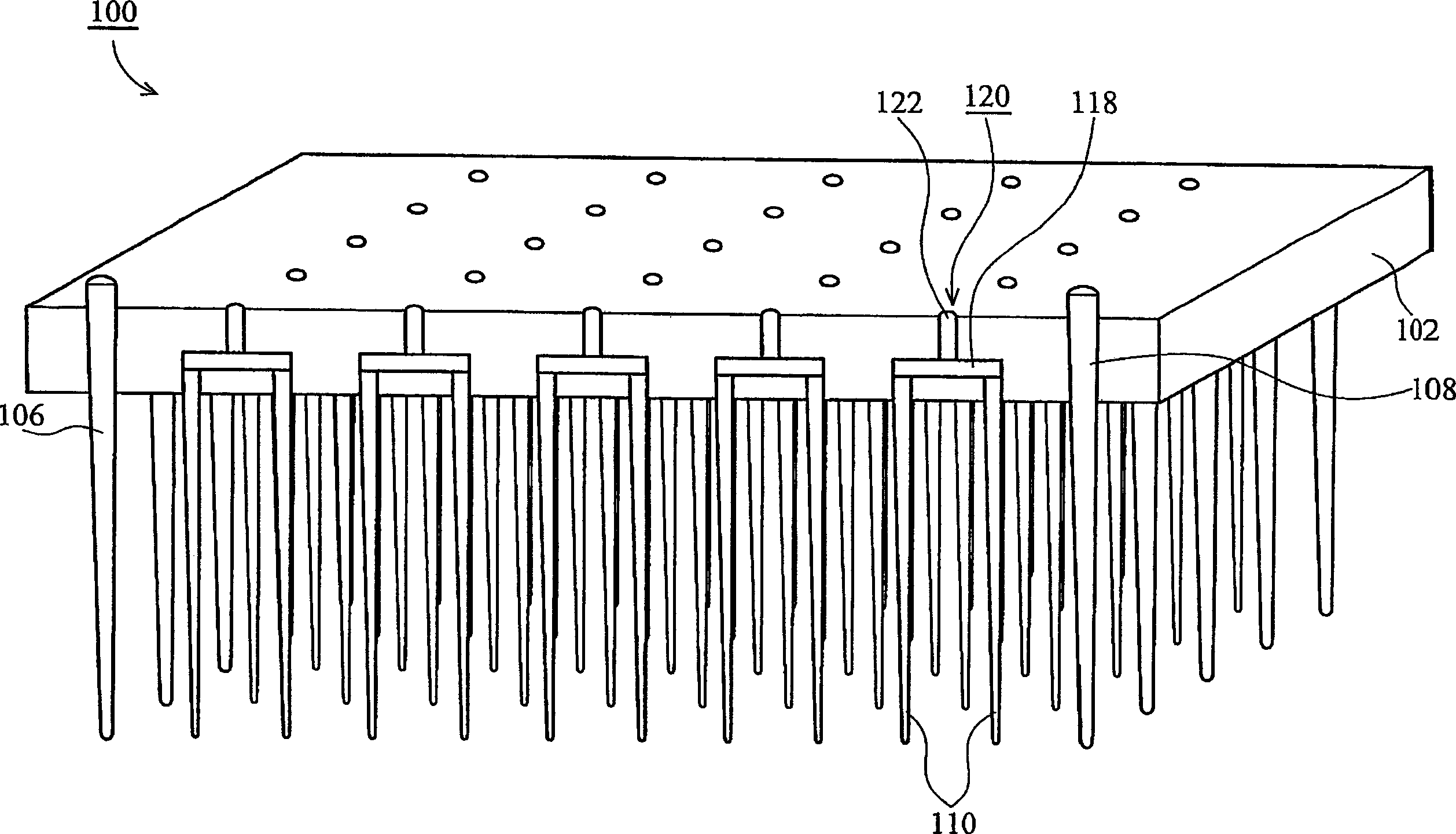 Apparatus and method for testing conductive bumps