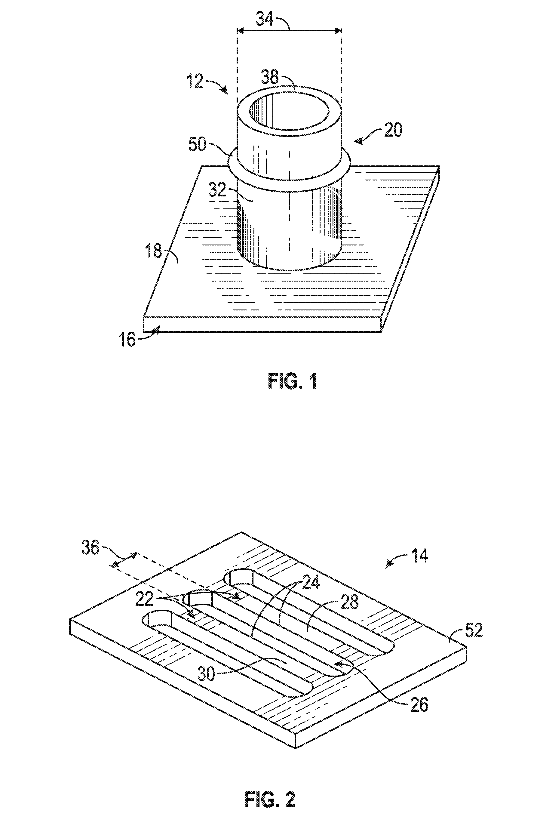 Serviceable aligning and self-retaining elastic arrangement for mated components and method