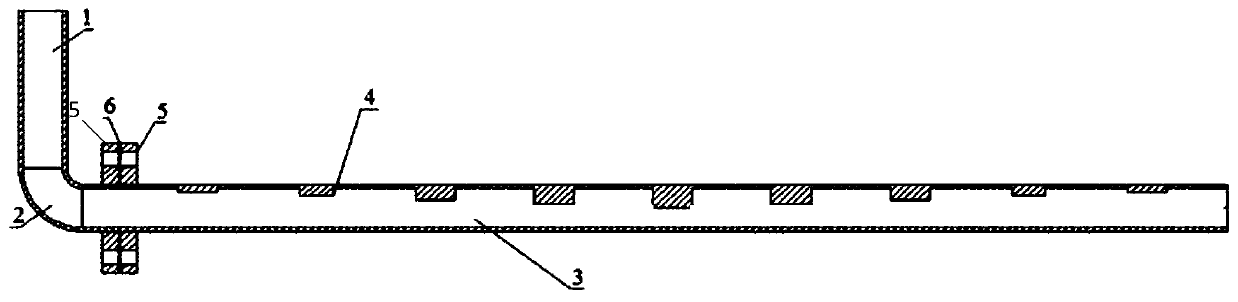 Condensate hammer suppression device with spoiler raised structure