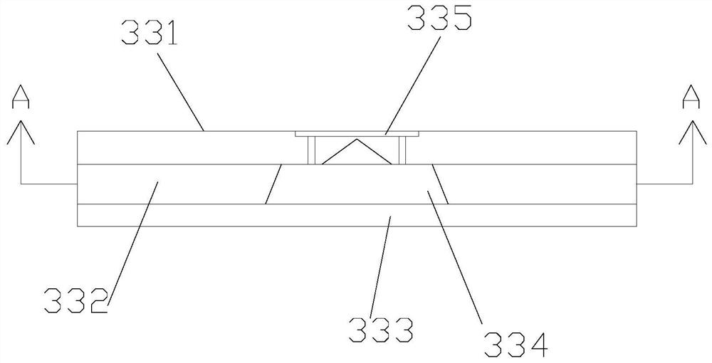 An automatic bait feeding machine for fish ponds with centrifugal uniform discharge