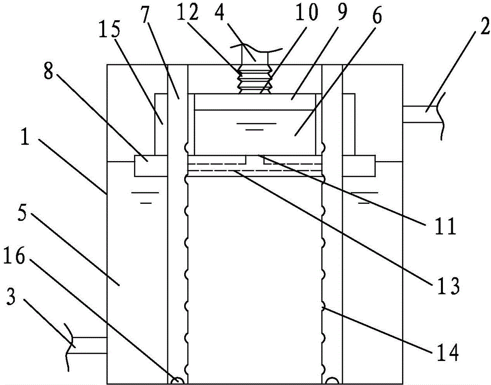 Water storage tank