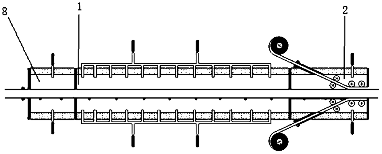 A kind of preparation method and device for metal composite board