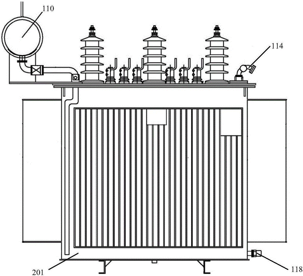 Oil-immersed transformer online oil change device and system