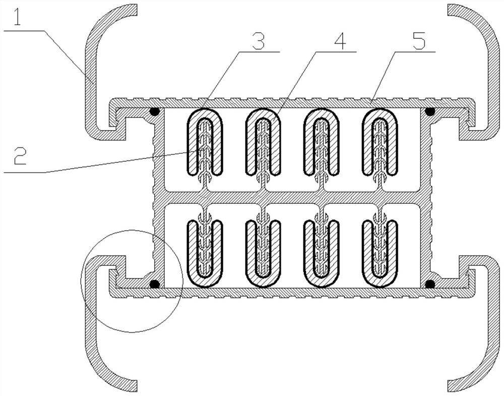 Direct heat dissipation type high-strength U-shaped bus duct