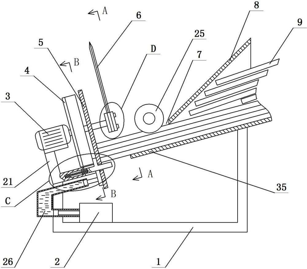 Straw crushing device for straw drainage body production