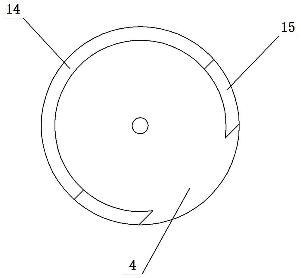 Straw crushing device for straw drainage body production