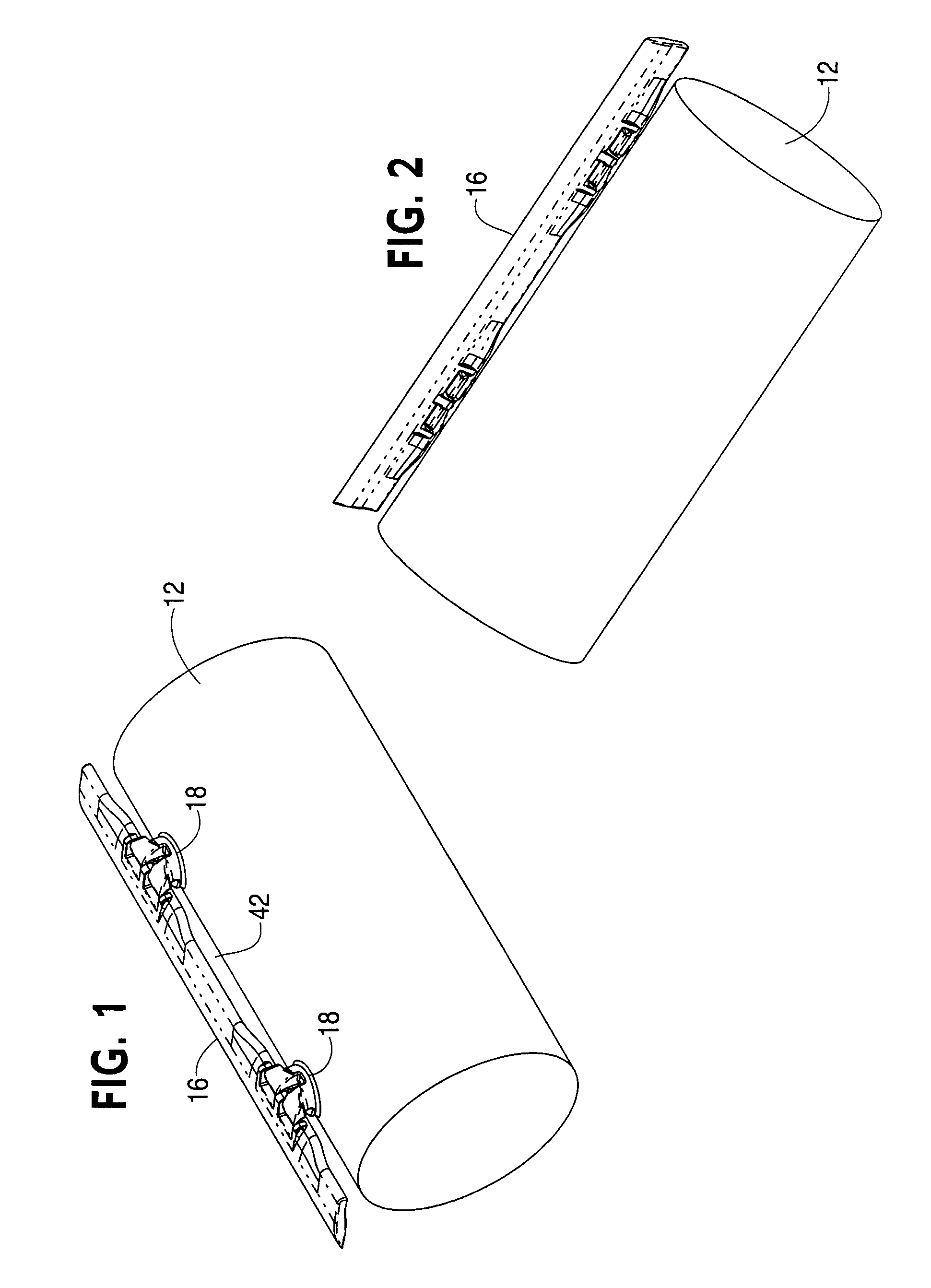 Scraper blade attachment apparatus and method with split pin