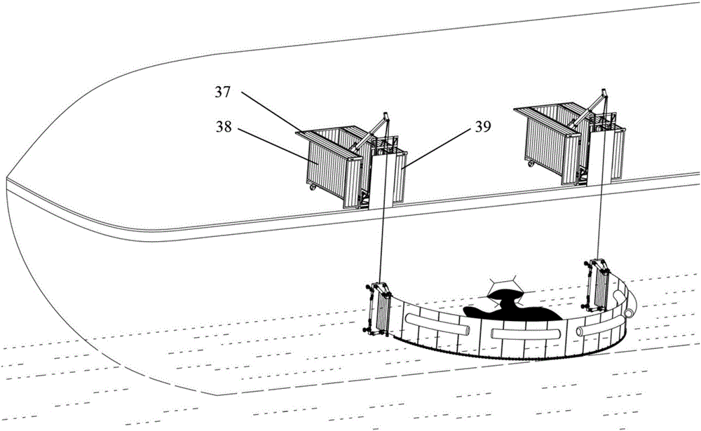 Nearby oil containment system based on parallel mechanism