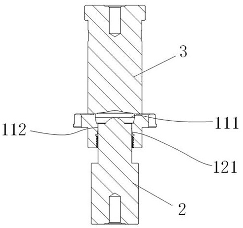 Machining method of E-shaped bushing