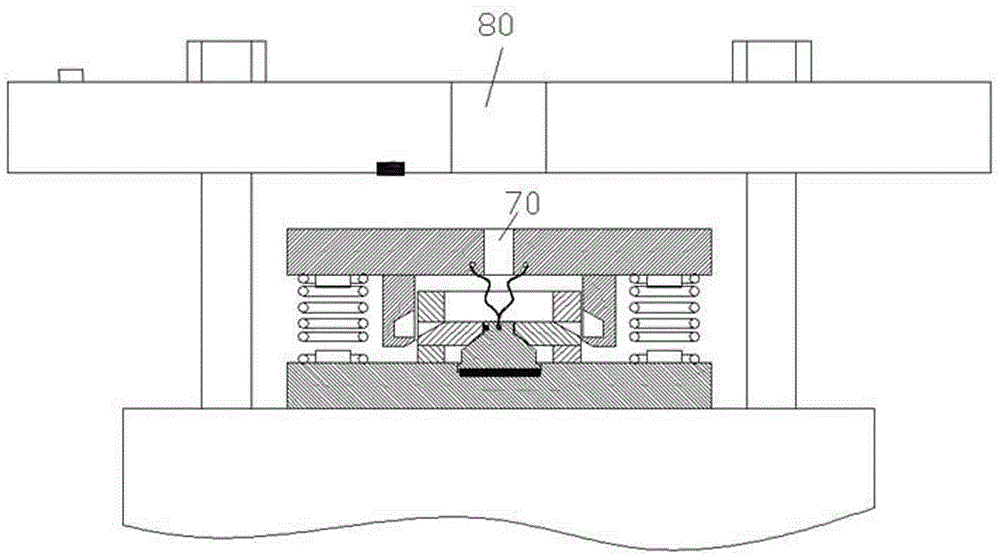 Denotable intelligent elastic fastening device