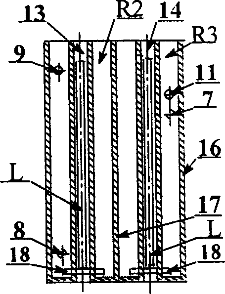 Process and equipment for purifying waste water containing organic pollutants by continuous homogenization and optical oxidization