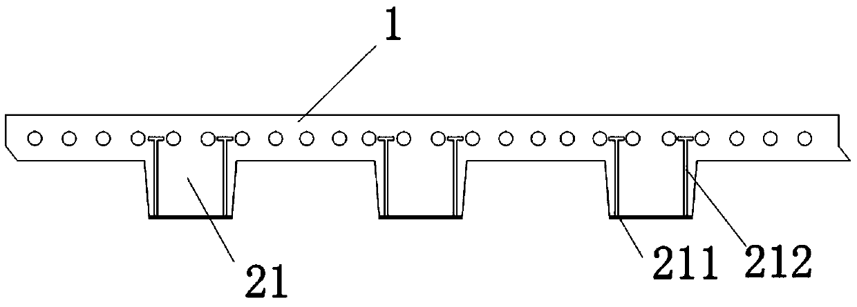 Ultra-high performance concrete multi-ribbed plate without transverse ribs