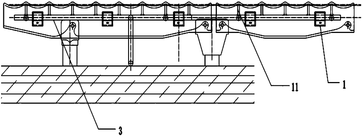 The method of preventing steel sticking to the walking beam of the steel pipe walking heat treatment furnace