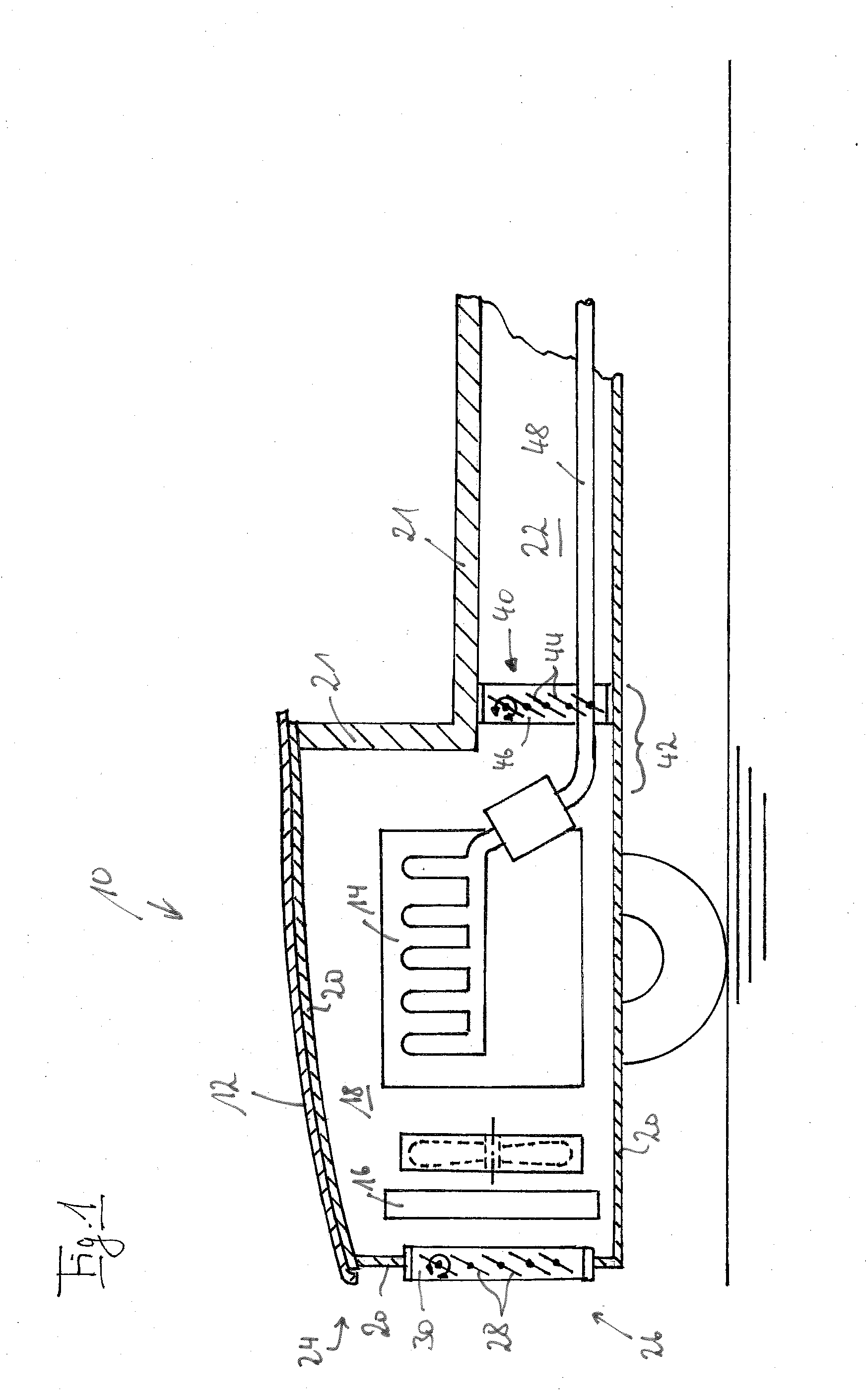 Operating space with a preferably thermally and acoustically insulating enclosure, and air louver arrangement which cooperates with said operating space