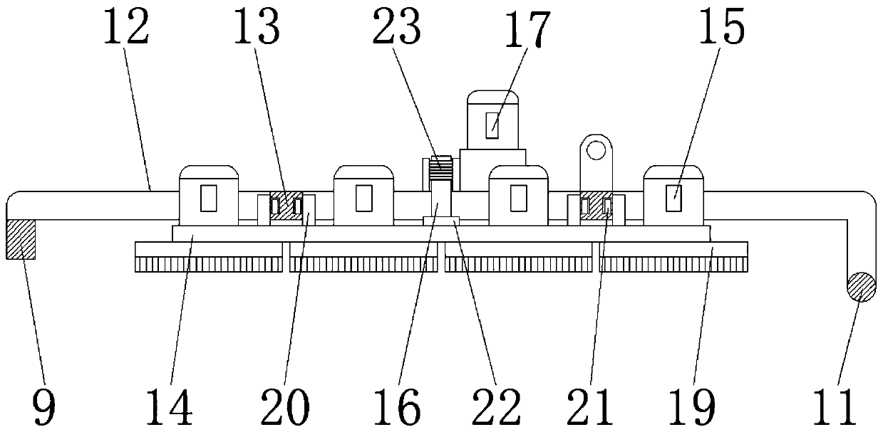 Rapid artificially-woven carpet cleaning device capable of avoiding damage to carpets