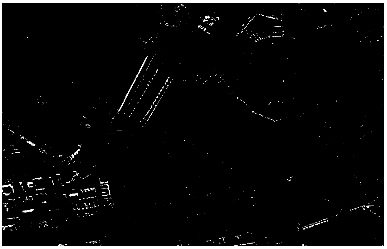 SAR Image Target Detection Method Based on Sketch Graph and Low Rank Decomposition