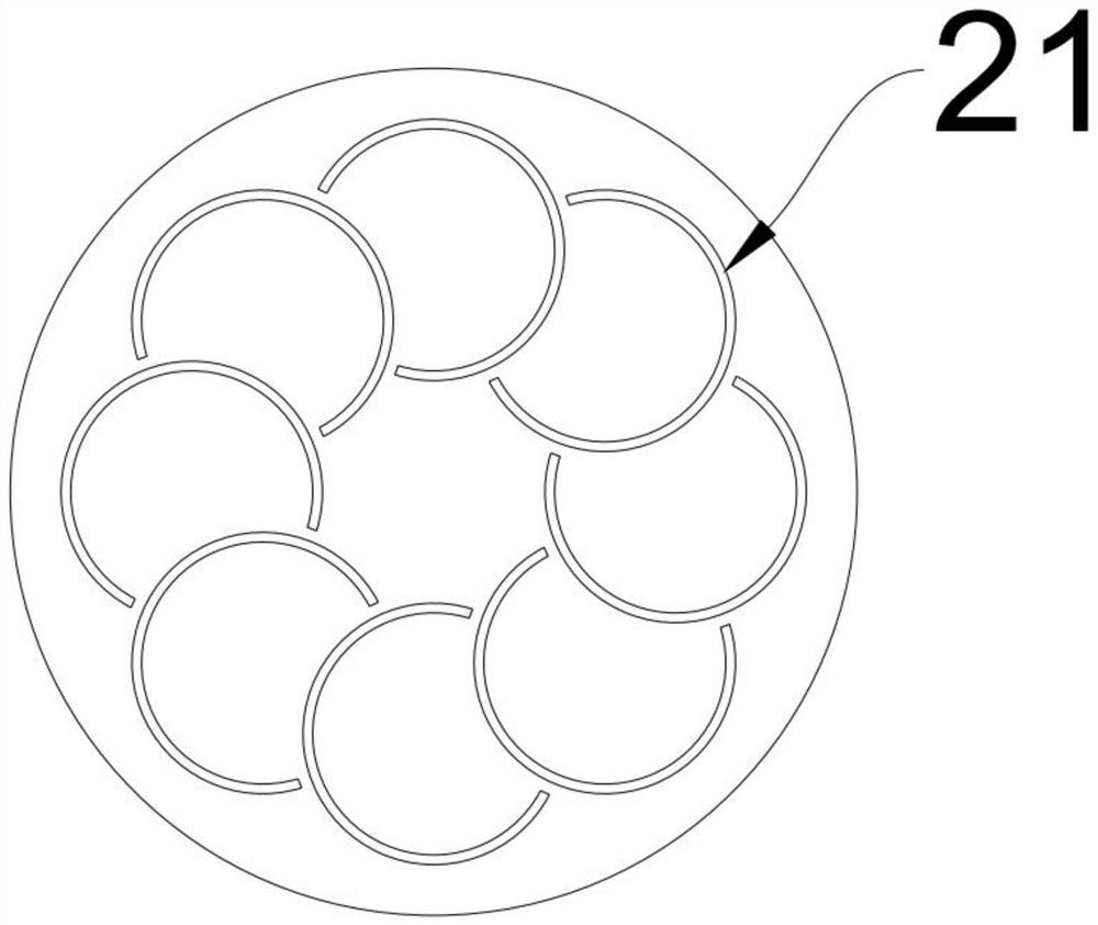 A kind of multi-C-shaped high hollow density bright fiber and preparation method thereof