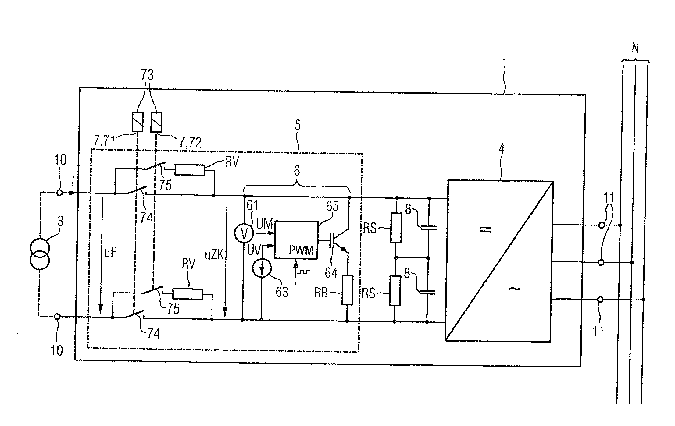 Protection Circuit for Protecting an Intermediate Circuit of a Solar Inverter Against Overvoltages