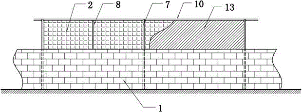 A new solar greenhouse back wall structure