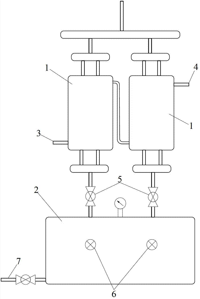 Negative pressure extracting device for vacuum boiler