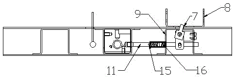 Interlocking mechanism for door closing operation of switch cabinet