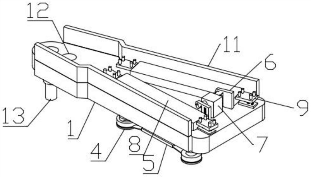 Lower hinge for fixing door body of refrigerator