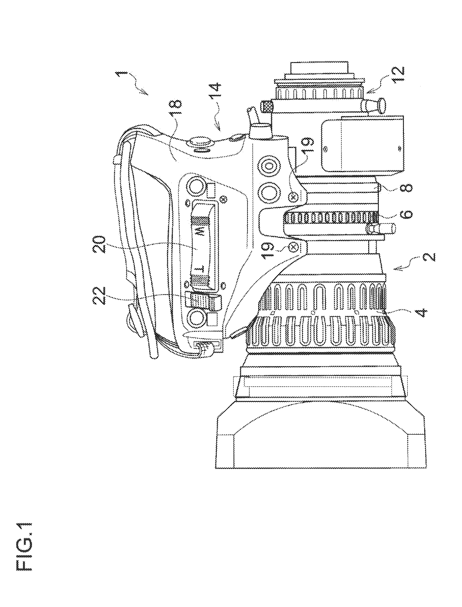 Device for changing operating force of lens device